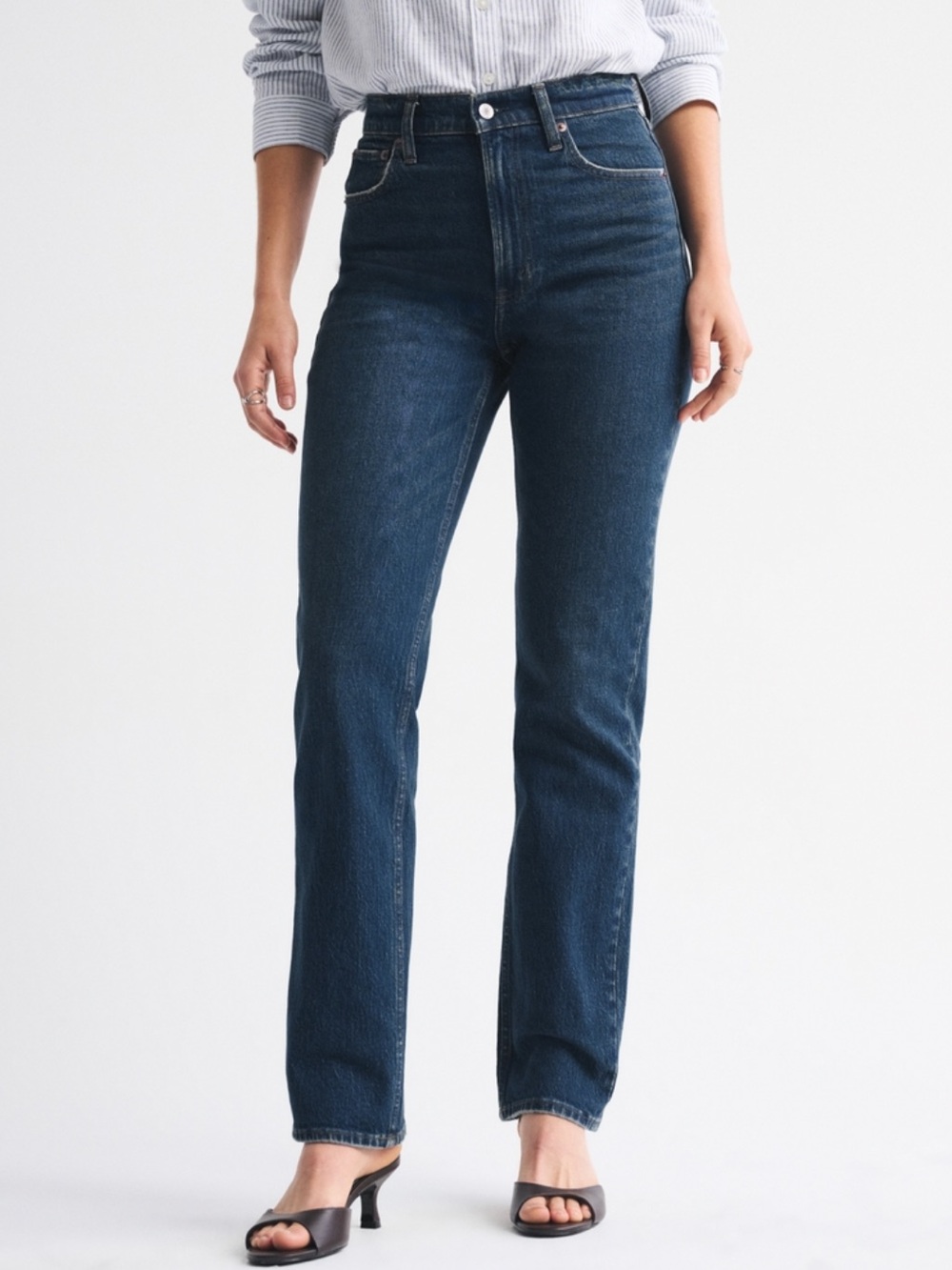 A&F 90s straight ultra high-rise jean
